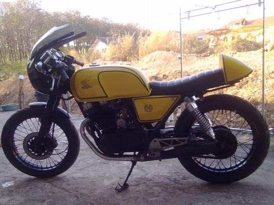 ขายคลับแมน250cafe racer เครื่องดี 140+ ตัวแรง ขับนิ่ม อะไหล่เดิมมี iv-สพม 33000