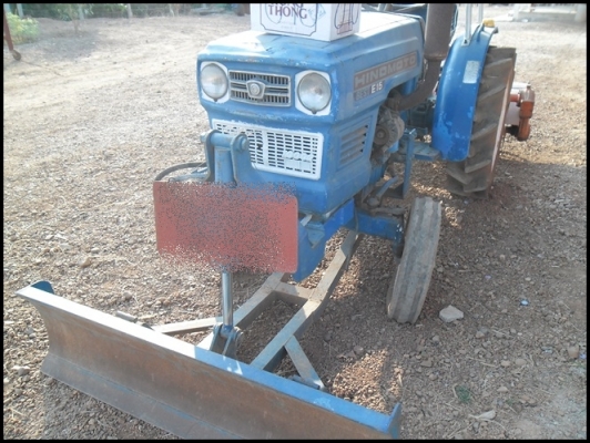 รถไถ E15 สภาพดี สวยๆ