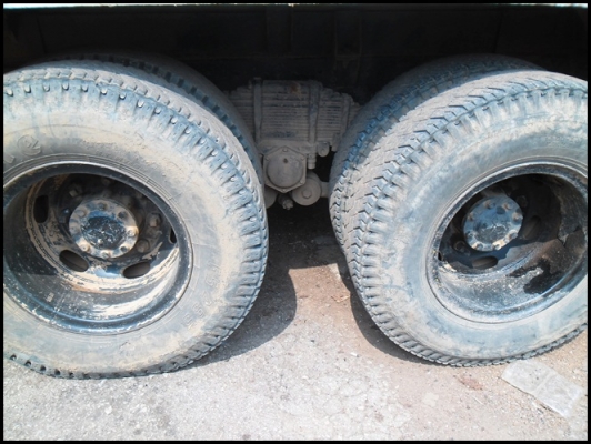 สิบล้อ JCM 2เพลาดั้ม สภาพดี สวยมาก