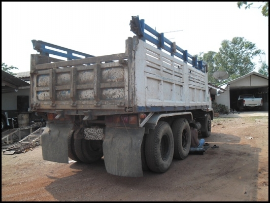 สิบล้อ JCM 2เพลาดั้ม สภาพดี สวยมาก