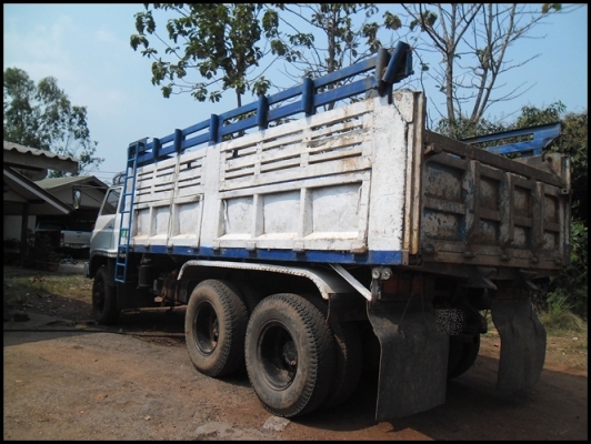 สิบล้อ JCM 2เพลาดั้ม สภาพดี สวยมาก