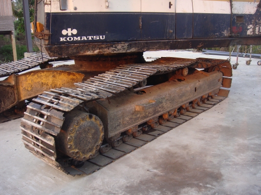 ขายด่วน KOMATSU  200-5  คอลโทรลยาว เก่านอก   เจ้าของเป็นผู้ขายเอง