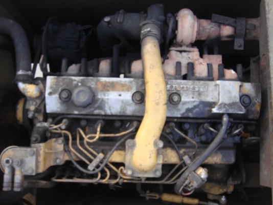 ขายด่วน KOMATSU  200-5  คอลโทรลยาว เก่านอก   เจ้าของเป็นผู้ขายเอง