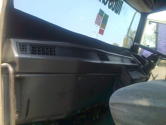 MITSUBISHI FN527M-TG 10 ล้อ หัวลาก 2 เพลา