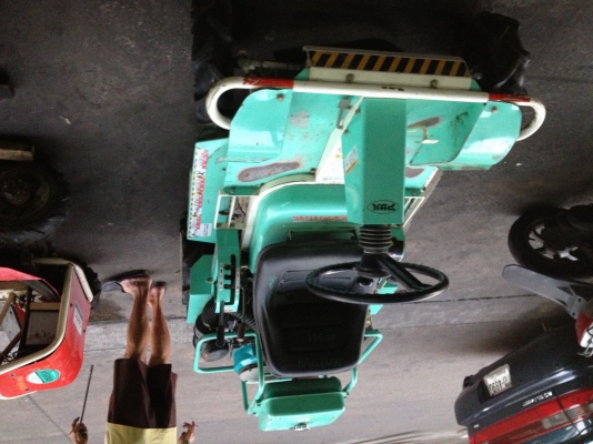 ขายรถตัดหญ้า ขายรถตัดหญ้า