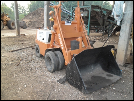 รถตักน้อยโตโยต้า สภาพแข็งแรง ราคาประหยัด