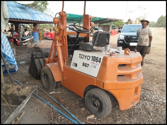 รถตักน้อยโตโยต้า สภาพแข็งแรง ราคาประหยัด