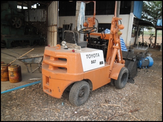 รถตักน้อยโตโยต้า สภาพแข็งแรง ราคาประหยัด