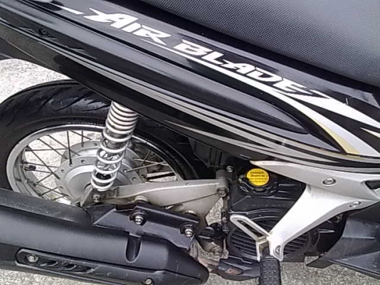 AIR BLADEภาษี2557 ใหม่สุดๆมือแรก เดิมทุกอย่าง ใช้น้อย รถ กรุงเทพ