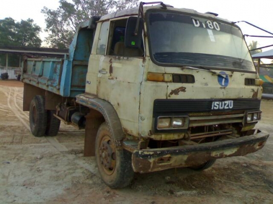 ขายรถ 6 ล้อดั้ม ISUZU   คัชซี TX-xxxx เครื่อง 6BBเปลี่ยนหัวแต่ยังไม่ได้ลงเล่ม เอกสารแจ้งจอดราคาถูกอยากขาย