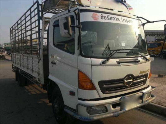 รถฮีโน่ 6 ล้อ รั่ว  150 แรงม้า ปี 50  สนใจติดต่อ 081 - 6079515