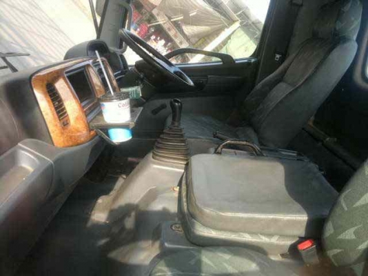 รถฮีโน่ 6 ล้อ รั่ว  150 แรงม้า ปี 50  สนใจติดต่อ 081 - 6079515