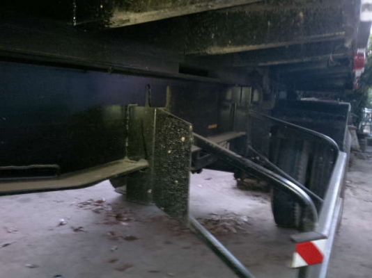 รถนิสสัน UD 10 ล้อดั๊ม 320 แรงม้า ปี 50 สนใจติดต่อ 0816079515 รถนิสสัน UD 10 ล้อดั๊ม 320 แรงม้า ปี 50 สนใจติดต่อ 0816079515