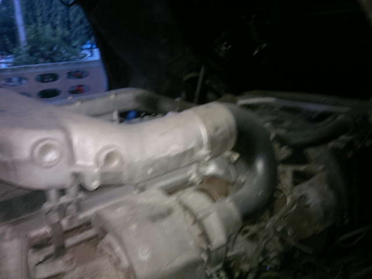 รถนิสสัน UD 10 ล้อดั๊ม 320 แรงม้า ปี 50 สนใจติดต่อ 0816079515 รถนิสสัน UD 10 ล้อดั๊ม 320 แรงม้า ปี 50 สนใจติดต่อ 0816079515