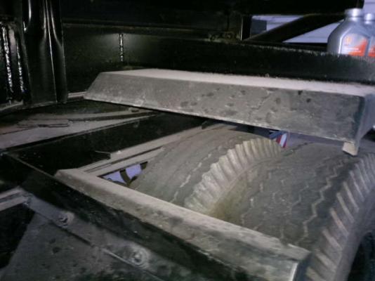 รถนิสสัน UD 10 ล้อดั๊ม 320 แรงม้า ปี 50 สนใจติดต่อ 0816079515 รถนิสสัน UD 10 ล้อดั๊ม 320 แรงม้า ปี 50 สนใจติดต่อ 0816079515