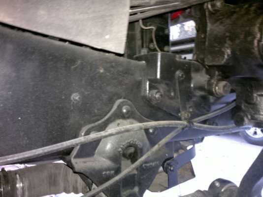 รถนิสสัน UD 10 ล้อดั๊ม 320 แรงม้า ปี 50 สนใจติดต่อ 0816079515 รถนิสสัน UD 10 ล้อดั๊ม 320 แรงม้า ปี 50 สนใจติดต่อ 0816079515