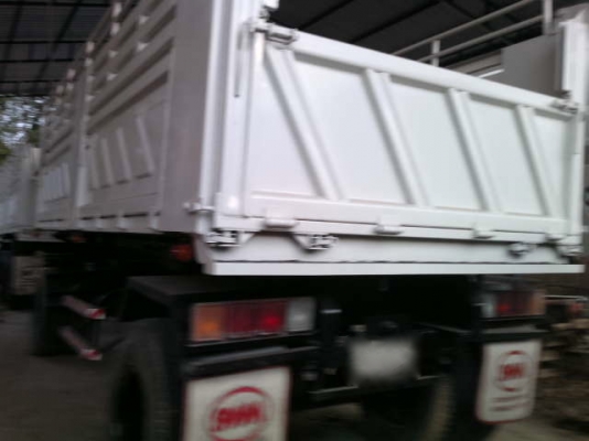 รถนิสสัน UD 10 ล้อดั๊ม 320 แรงม้า ปี 50 สนใจติดต่อ 0816079515 รถนิสสัน UD 10 ล้อดั๊ม 320 แรงม้า ปี 50 สนใจติดต่อ 0816079515