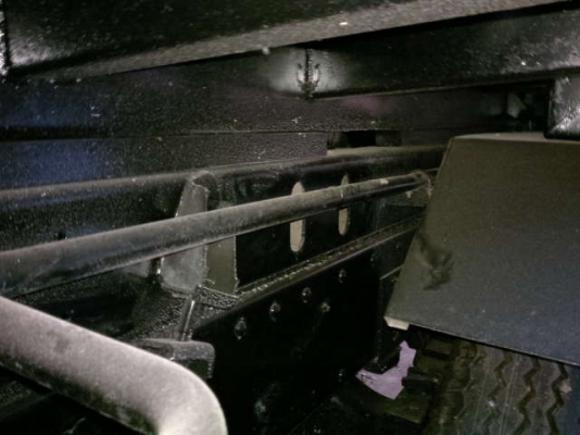 รถนิสสัน UD 10 ล้อดั๊ม 320 แรงม้า ปี 50 สนใจติดต่อ 0816079515 รถนิสสัน UD 10 ล้อดั๊ม 320 แรงม้า ปี 50 สนใจติดต่อ 0816079515