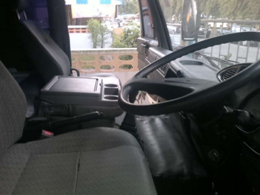 รถนิสสัน UD 10 ล้อดั๊ม 320 แรงม้า ปี 50 สนใจติดต่อ 0816079515 รถนิสสัน UD 10 ล้อดั๊ม 320 แรงม้า ปี 50 สนใจติดต่อ 0816079515