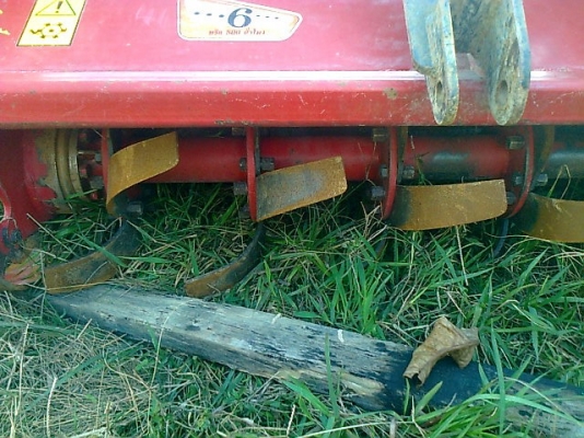 ขายด่วนจอบหมุน 1.70 เมตร โชคชัย พร้อมยอยปั่น