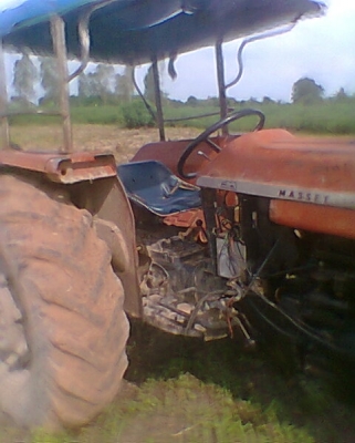 ขายรถไถแมสซี่ 165 ขายรถไถแมสซี่ 165