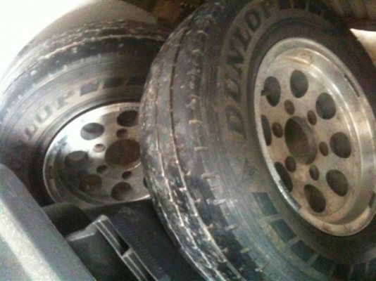 แม๊กหยดน้ำ 14 " 4 วง ครับ