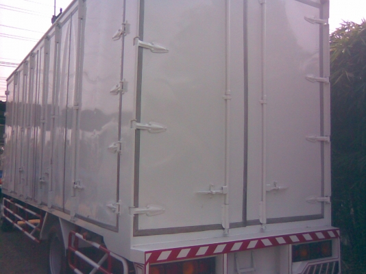 6 ล้อใหญ่ นางฟ้า ISUZU ROCKY FTR 195.แรงม้า *ตู้ 10บาน * *ยาว 7.20ม.* รถสวยจริง *รถห้างแท้ 100\%*