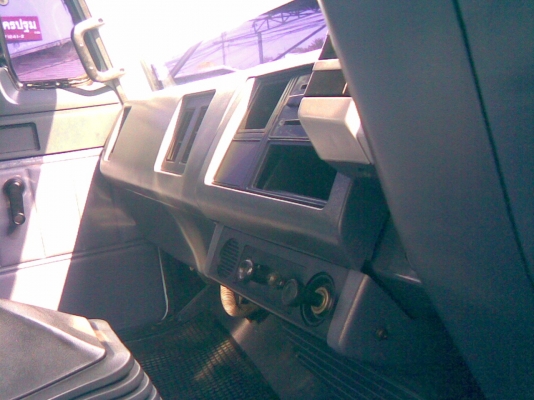 6 ล้อใหญ่ นางฟ้า ISUZU ROCKY FTR 195.แรงม้า *ตู้ 10บาน * *ยาว 7.20ม.* รถสวยจริง *รถห้างแท้ 100\%*