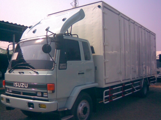6 ล้อใหญ่ นางฟ้า ISUZU ROCKY FTR 195.แรงม้า *ตู้ 10บาน * *ยาว 7.20ม.* รถสวยจริง *รถห้างแท้ 100\%*