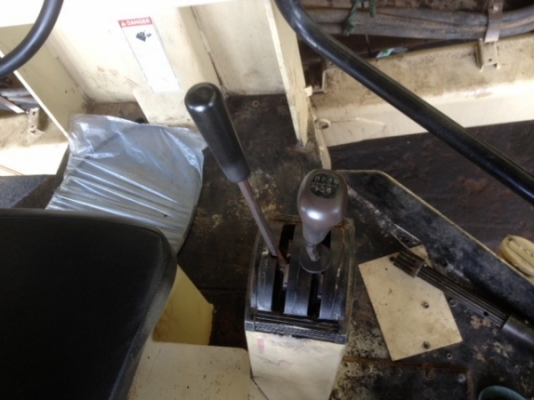 ขายรถบดสั่นสะเทือนใส่เปลือกหนาม INGERSOLL-RAND (รุ่น SD-100D) สภาพเยี่ยมพร้อมใช้งาน