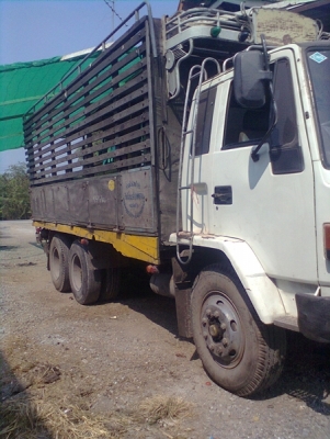 ขายด่วนสิบล้อร๊อกกี้เครื่อง195  6HE   สภาพสวย  เอกสารพร้อมโอน