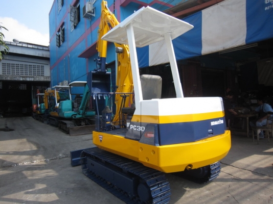 ขาย รถขุดเล็ก KOMATSU รุ่น PC30-6- แทร็กเหล็ก มือสองญี่ปุ่น ขาย รถขุดเล็ก KOMATSU รุ่น PC30-6- แทร็กเหล็ก มือสองญี่ปุ่น