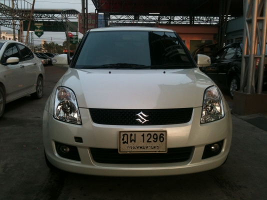 ขายด่วน SUZUKI SWIFT 2010 1.5 รถวิ่งหลักหมื่น