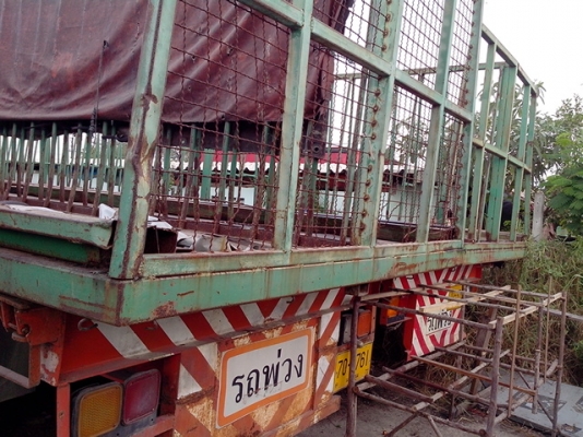 ขายหางเทรลเลอร์บรรทุกมีรั้วกลา่ง 2 เพลา มีทั้งหมด 2 หาง
