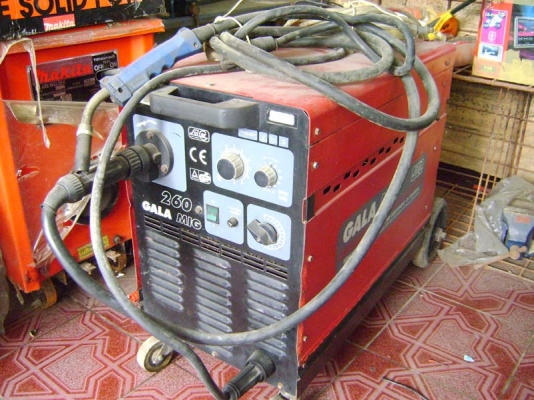 ตู้เชื่อม CO2 ของ GALA MIG 260