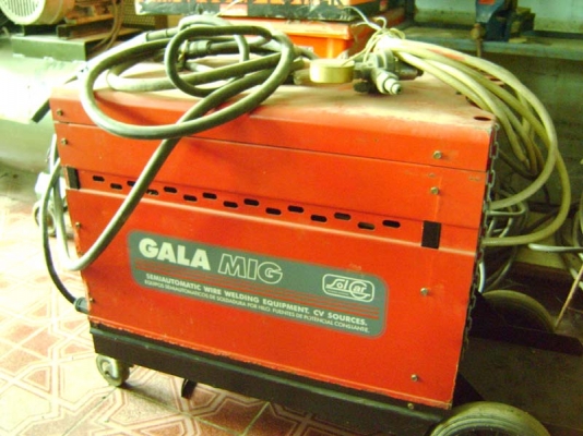 ตู้เชื่อม CO2 ของ GALA MIG 260 ตู้เชื่อม CO2 ของ GALA MIG 260
