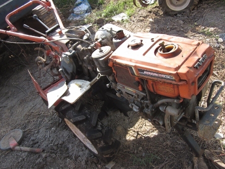 ขาย-รถไถนาเดินตามมือสองนำเข้าจากญี่ปุ่น KUBOTA: Kขาย-รถไถนาเดินตามมือสองนำเข้าจากญี่ปุ่น KUBOTA: K62 เครื่องดีเซล 6 แรง62 เครื่องดีเซล 6 แรง