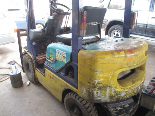 ขาย ฟอร์คลิฟต์ Komatsu รุ่น15 เครื่องดีเซล 1.5 ตัน ขาย ฟอร์คลิฟต์ Komatsu รุ่น15 เครื่องดีเซล 1.5 ตัน