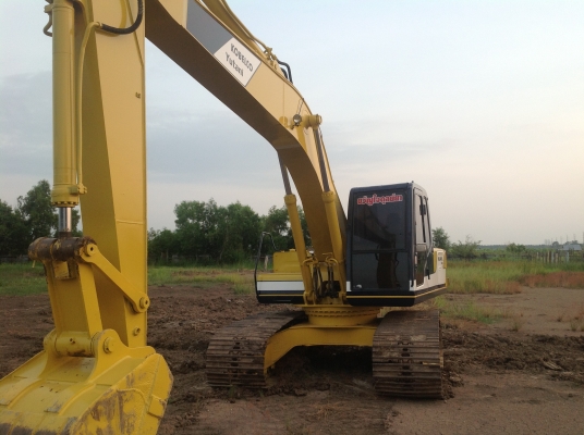 ขาย KOBELCO SK 200-3 สภาพสวย พร้อมใช้งานสนใจติดต่อเจ้าของโดยตรง 081-4283210 ขาย KOBELCO SK 200-3 สภาพสวย พร้อมใช้งานสนใจติดต่อเจ้าของโดยตรง 081-4283210