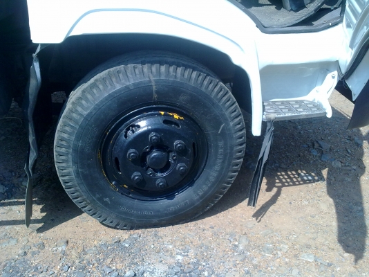 ขายหกล้อ HINO FC120 ตู้แห้ง ประตู 3 บาน