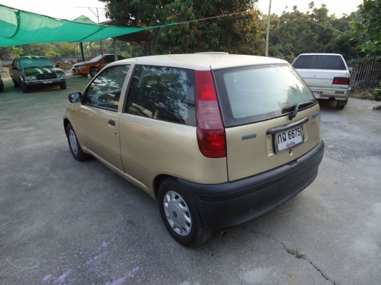 ขาย Fiat Punto สีบรอนซ์ทองสวยๆ ราคา 85,000 บาท พร้อมโอนครับ ++++++++ ขาย Fiat Punto สีบรอนซ์ทองสวยๆ ราคา 85,000 บาท พร้อมโอนครับ ++++++++