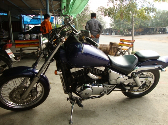 ขายช็อปเปอร์ suzuki desparado 400 cc มีทะเบียนซักคัน ขายช็อปเปอร์ suzuki desparado 400 cc มีทะเบียนซักคัน