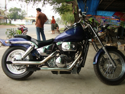 ขายช็อปเปอร์ suzuki desparado 400 cc มีทะเบียนซักคัน