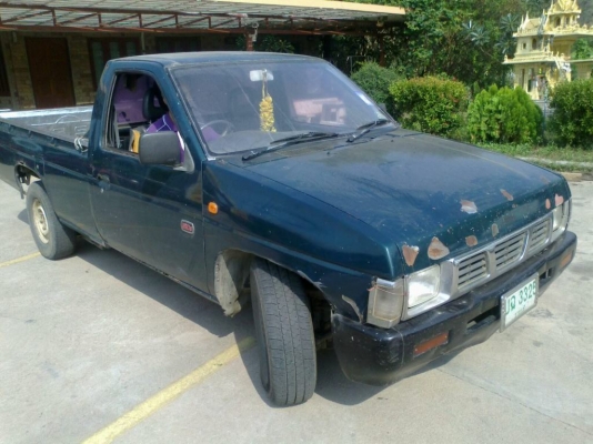 ขาย NISSAN BIG M ปี 96 (จอโค้ง) สีเขียว เครื่องดีมาก ห้องเครื่องสวย กระบะผุ เบาะขาด คลัซซีดี ขายตามสภาพ 90,000