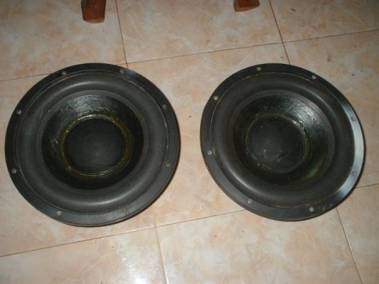 ลำโพง ซับ 12" พร้อม Amp ลำโพง ซับ 12" พร้อม Amp