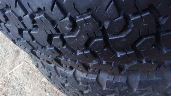 BF 265-70-16 AT ดอกตามสภาพแยกขาย