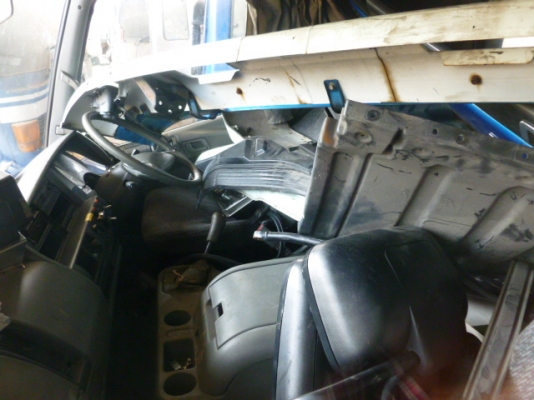 แสงฟ้าเต้นรถ///ขายหัวเก๋งเก่าญี่ปุ่น FUSO-ยูโร3 ตาเพชร หัวใหญ่ตรงรุ่นบ้านเรา สภาพสวย