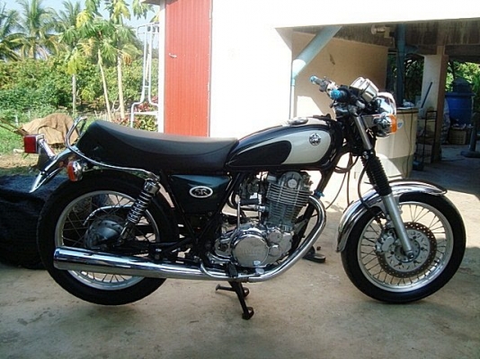 ขายSR400มี2คัน//เดิมๆปี2002อินวอยสพม.//คาเฟ่ปี95อินวอยแต่งทั้งคันราคาเบาๆครับผม