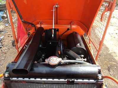 เจ๊อยู่หนองบัวลำภูมัดจำ5000ให้เอาขื้นไปส่งผมไม่แน่ใจเลยว่าจะเอาหรือไม่เอา