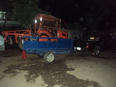 เจ๊อยู่หนองบัวลำภูมัดจำ5000ให้เอาขื้นไปส่งผมไม่แน่ใจเลยว่าจะเอาหรือไม่เอา